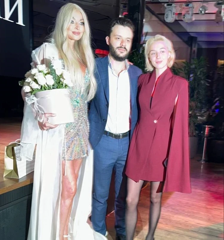 «Свадьба будет под стать моей»: Волочкова организует роскошную церемонию бракосочетания для дочери Ариадны