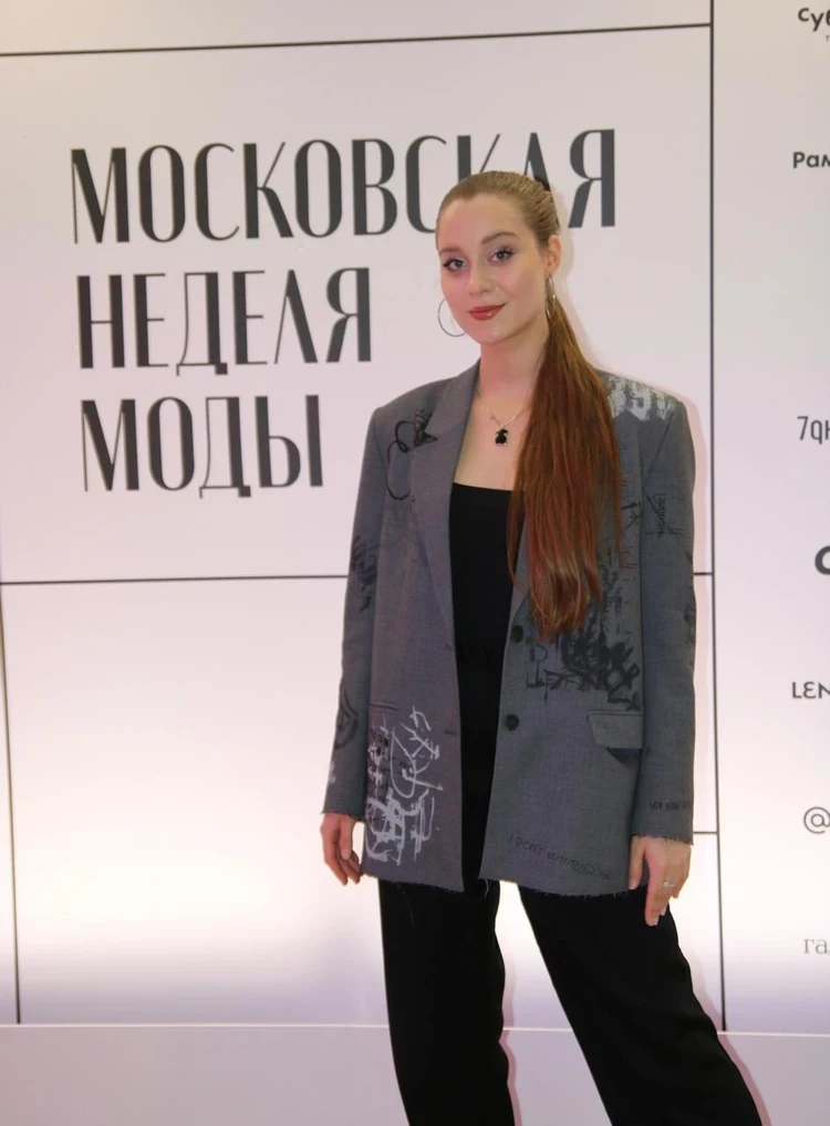 Приемная дочь Евгения Осина перевыпустила его хит «Таня + Володя»