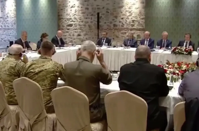 Bloomberg опубликовало требования, которые Россия якобы выдвинула на переговорах с Украиной в Стамбуле