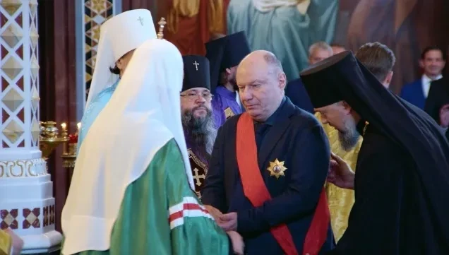 Патриарх Кирилл наградил миллиардера Владимира Потанина орденом князя Александра Невского