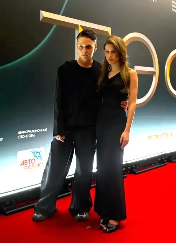 Анна Пересильд показала архивные кадры со съёмок в честь Дня российского кино