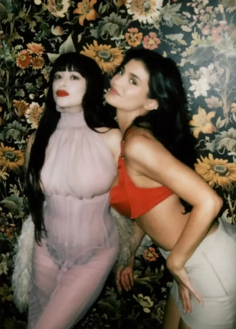 Большой скандал в мире моды: звёздного дизайнера Дилару Финдикоглу обвинили в эксплуатации труда