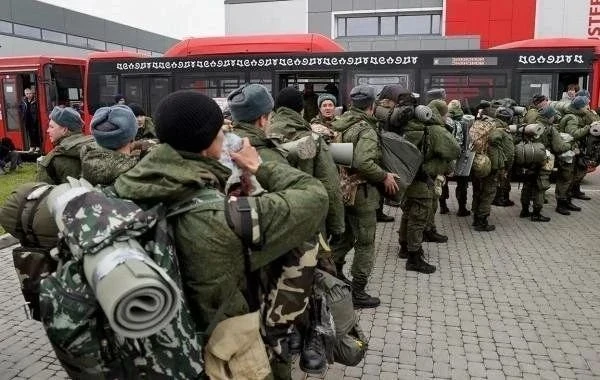 "Исключать ничего нельзя": эксперты рассказали о шансах на вторую волну мобилизации в РФ, данные от 24.12.2025