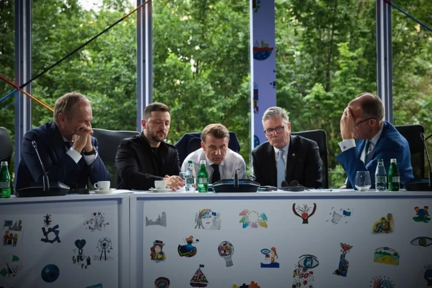 Без США, но с Украиной: ЕС не исключает создания нового военного союза