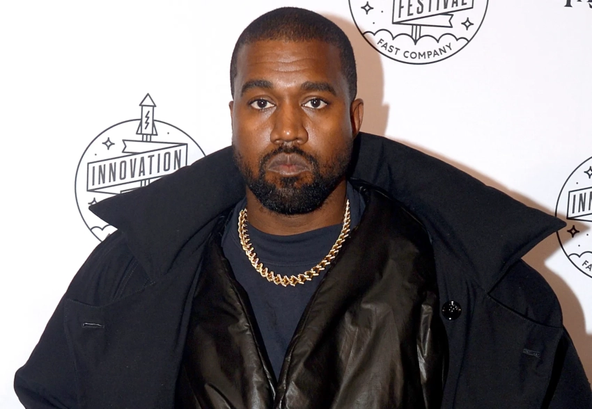 "Всё это зашло слишком далеко". Канье Уэст дал новое "исповедальное" интервью на фоне недавних извинений за антисемитские высказывания