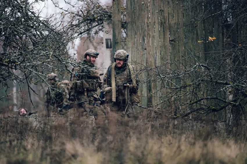 На случай нападения России военные Латвии готовятся быстро разрушить свои дороги
