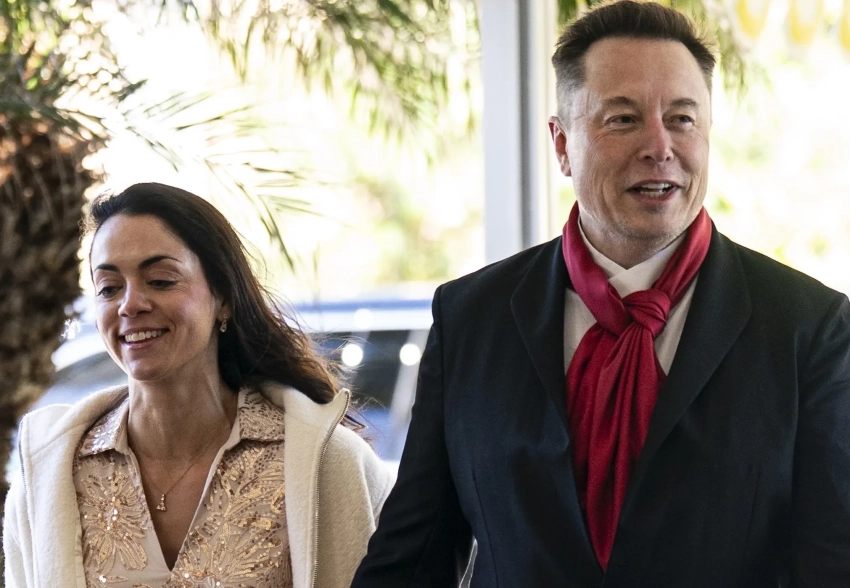 Илон Маск с девушкой и Дональд Трамп с детьми посетили свадьбу советника президента США Дэна Скавино