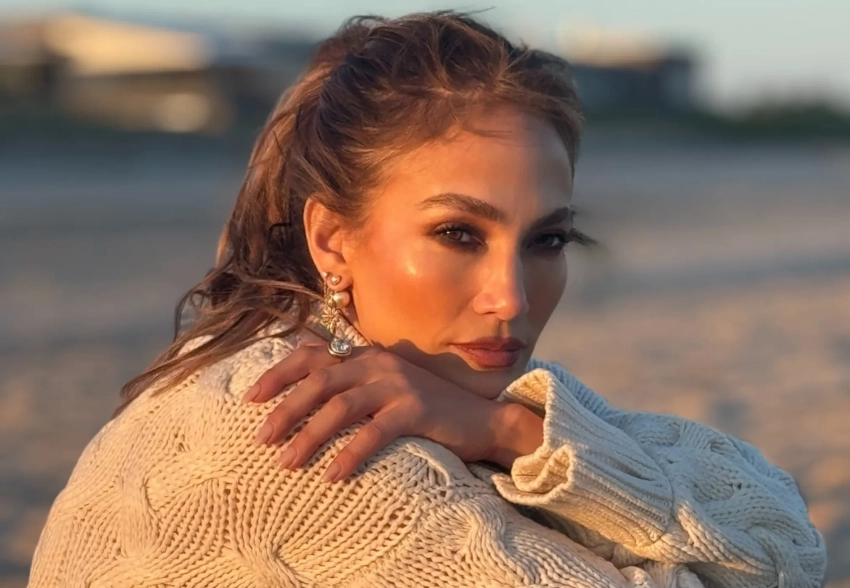 "Впервые чувствую себя свободной". Дженнифер Лопес высказалась о разводе с Беном Аффлеком и жизни без отношений