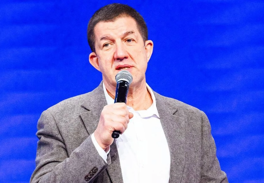 "Телеграм умирает прямо сейчас". Глава Ростелекома рассказал про будущее мессенджера в России