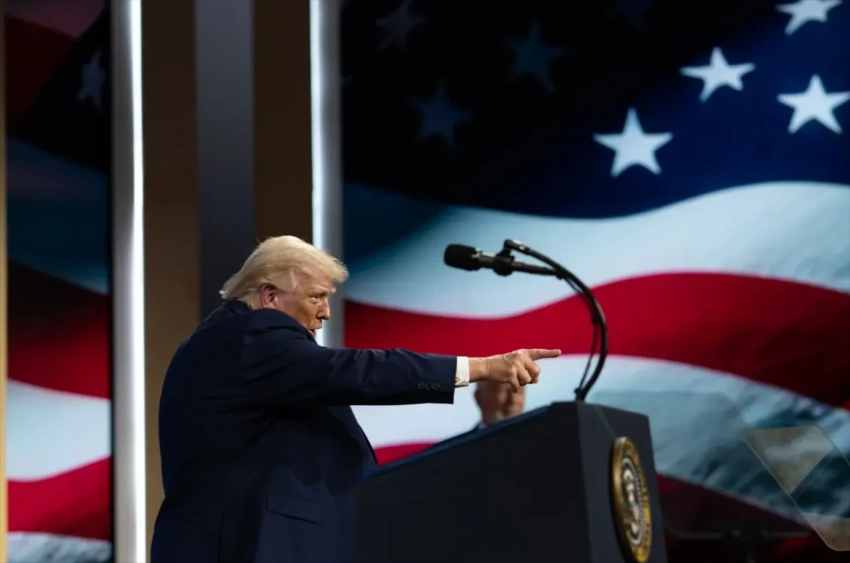 Трамп: США запомнят отказ Франции пропустить самолеты для операции в Иране